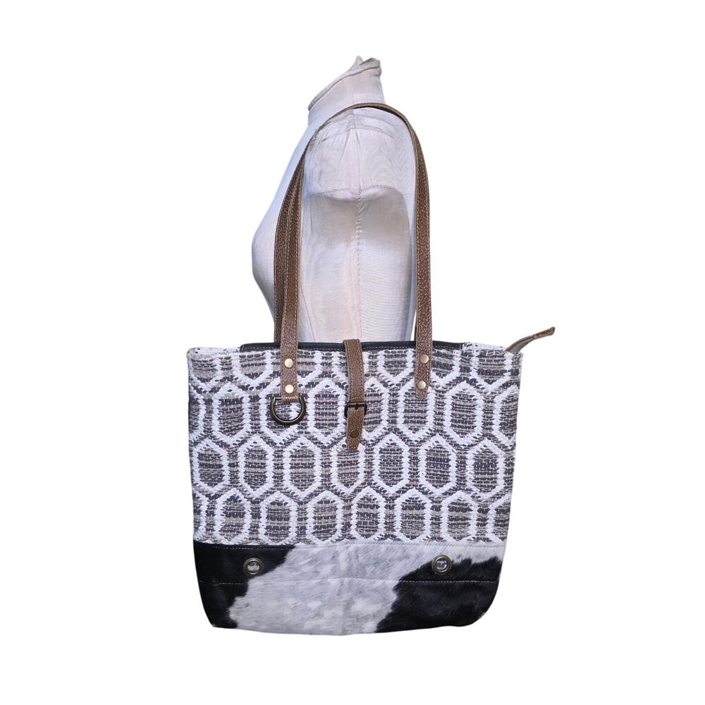 Myra Bag Buzz Fuzz cowhide Weekender shoulder Bag